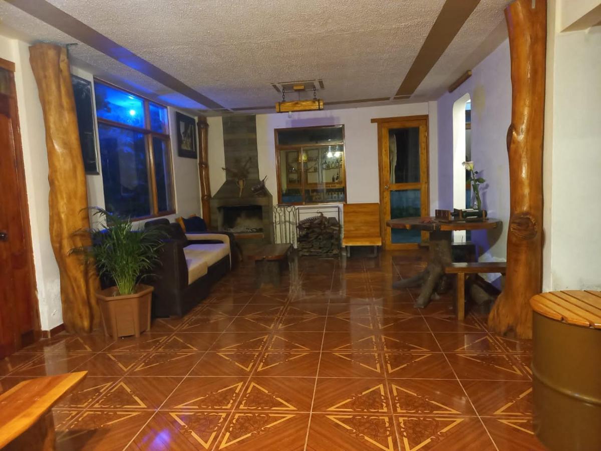 Bonanza Hospedaje Otavalo Exterior photo